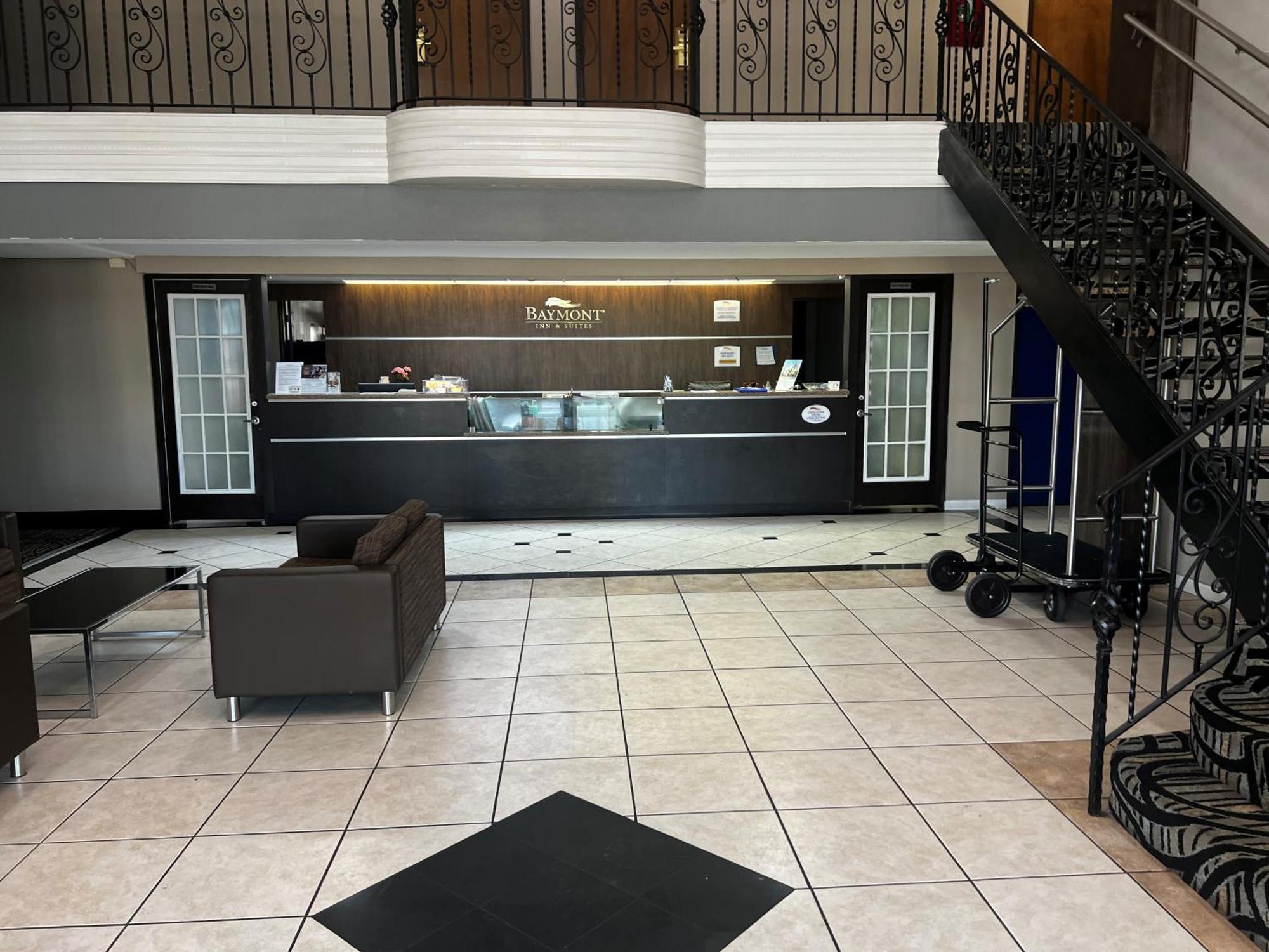 Baymont By Wyndham Port Arthur - Groves Area Exterior photo